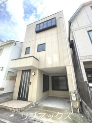 本山中町3丁目貸家の物件外観写真